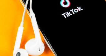 L'app Tik Tok è una delle più scaricate del momento. Ma di cosa si tratta?